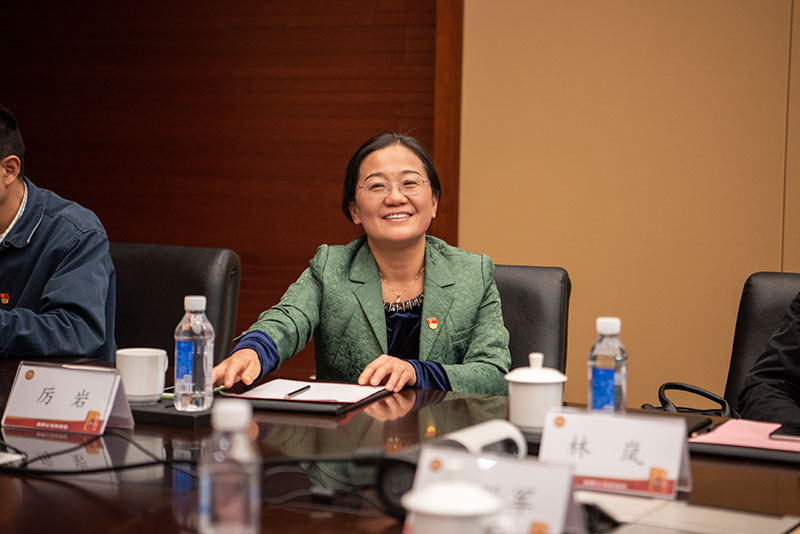 202011061021233052.jpg 华科厉岩书记.jpg